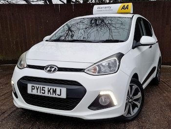 Used Hyundai i10 2015 for sale - 77293711: Photo