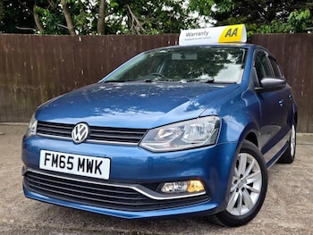 Used Volkswagen Polo 2015 for sale - 78896110: Photo