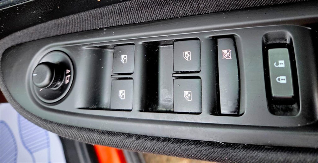 Used Vauxhall Mokka 2015 for sale - 77619476: Photo 13