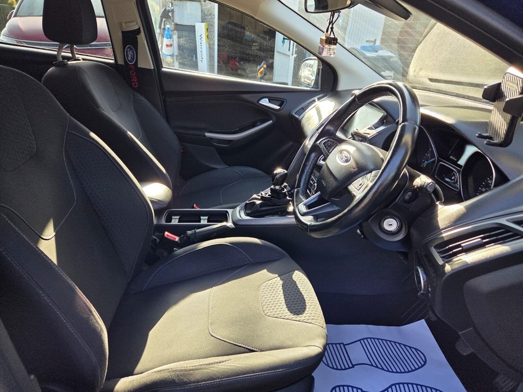 Used Ford Focus 2015 for sale - 77988859: Photo 11