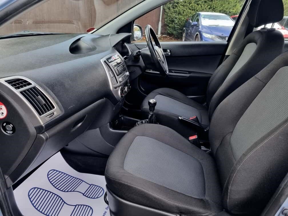 Used Hyundai i20 2014 for sale - 76636049: Photo 17