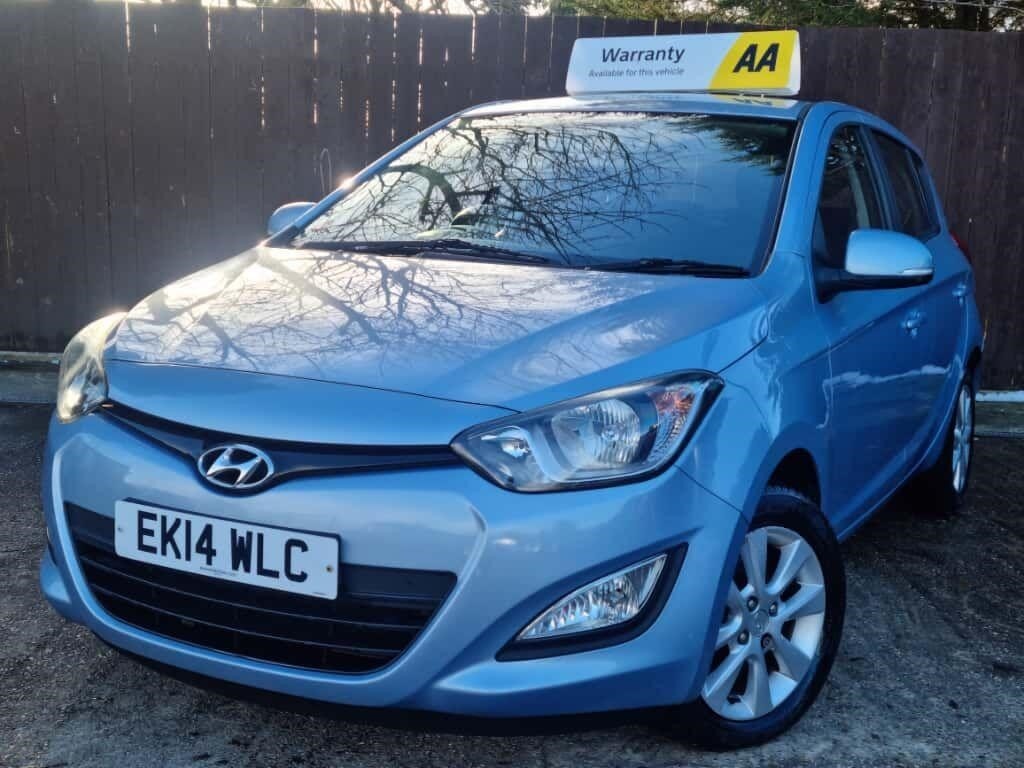 Used Hyundai i20 2014 for sale - 76636049: Photo 2