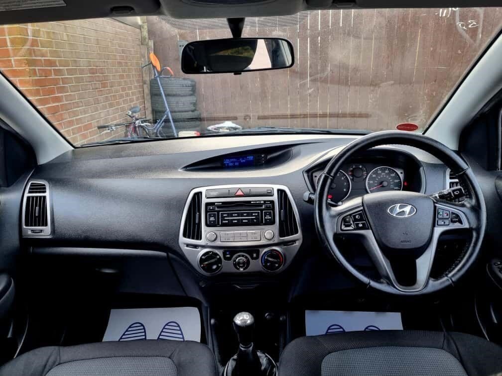 Used Hyundai i20 2014 for sale - 76636049: Photo 20