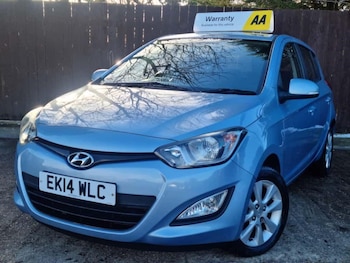 Used Hyundai i20 2014 for sale - 76636049: Photo