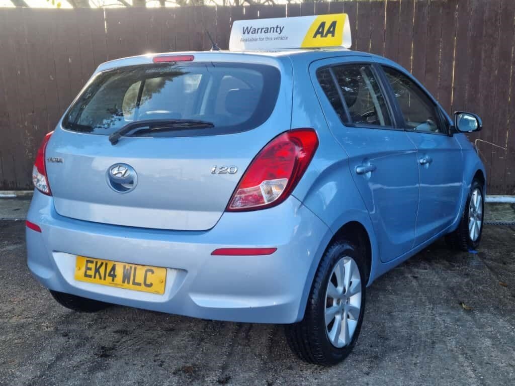 Used Hyundai i20 2014 for sale - 76636049: Photo 5
