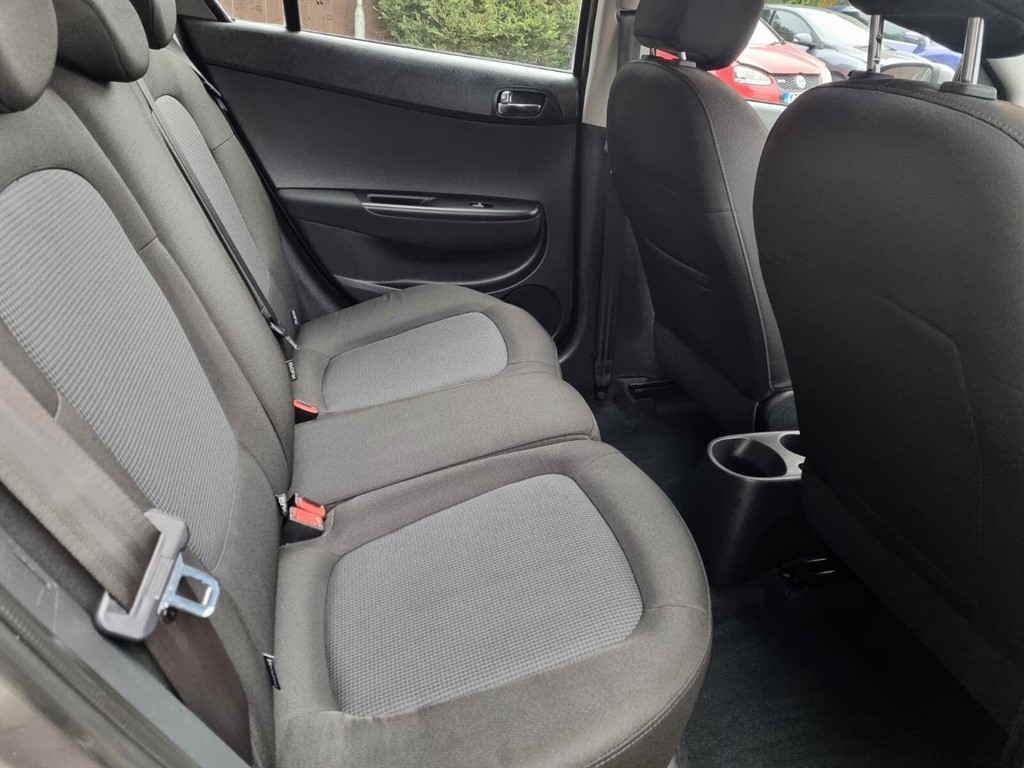 Used Hyundai i20 2012 for sale - 76276962: Photo 11