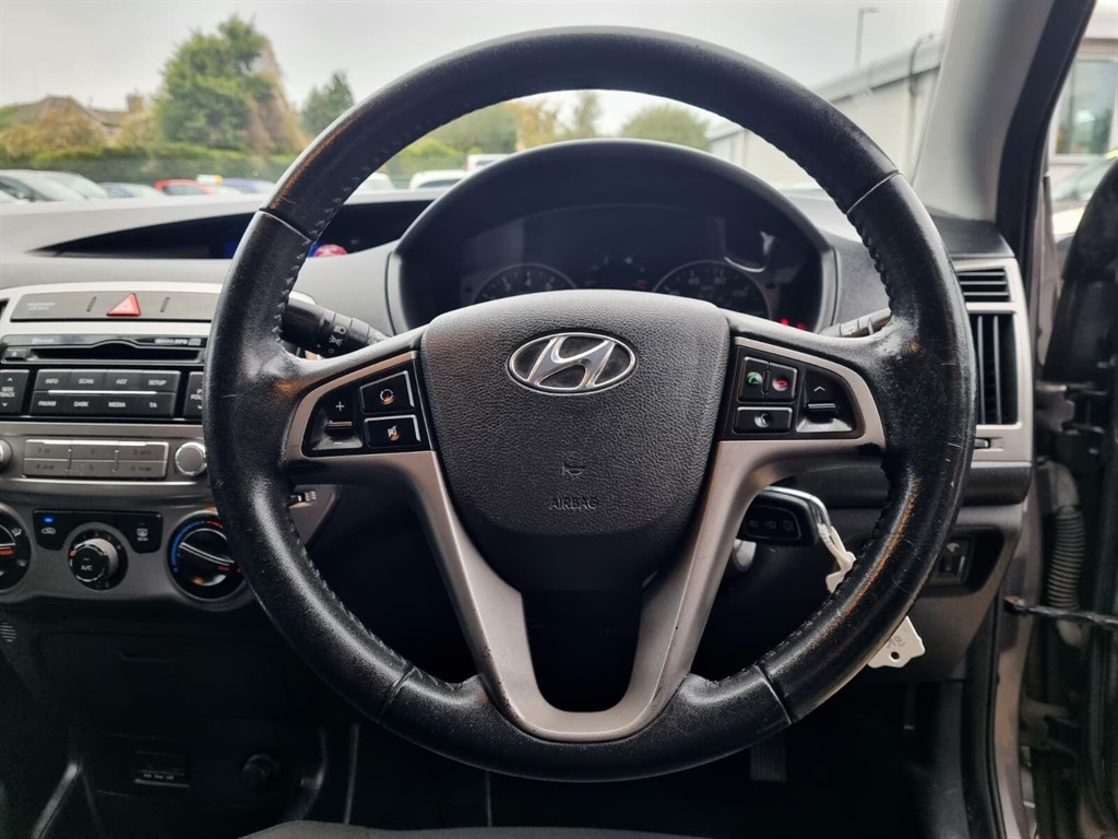 Used Hyundai i20 2012 for sale - 76276962: Photo 19