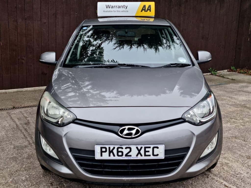 Used Hyundai i20 2012 for sale - 76276962: Photo 2