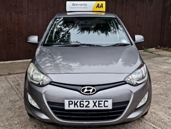 Used Hyundai i20 2012 for sale - 76276962: Photo