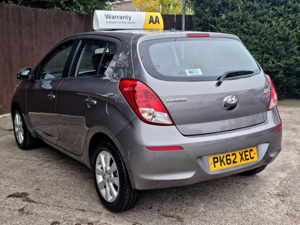 Used Hyundai i20 2012 for sale - 76276962: Photo 4
