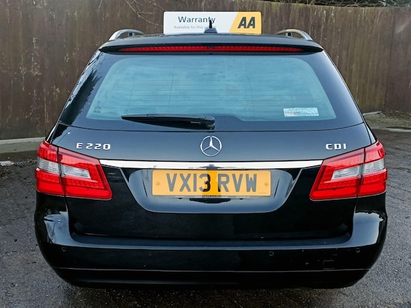 Used Mercedes-Benz E-Class 2013 for sale - 76249937: Photo 6