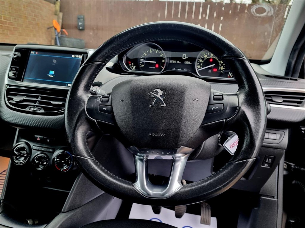 Used Peugeot 208 2018 for sale - 77420687: Photo 18
