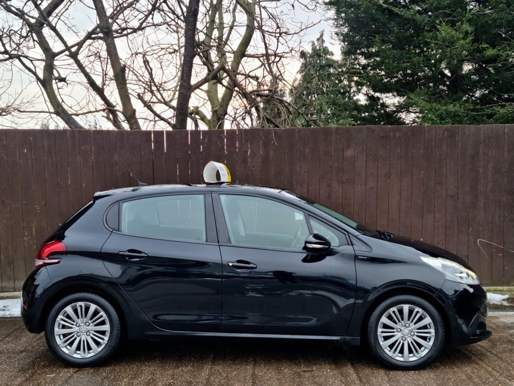 Used Peugeot 208 2018 for sale - 77420687: Photo 7