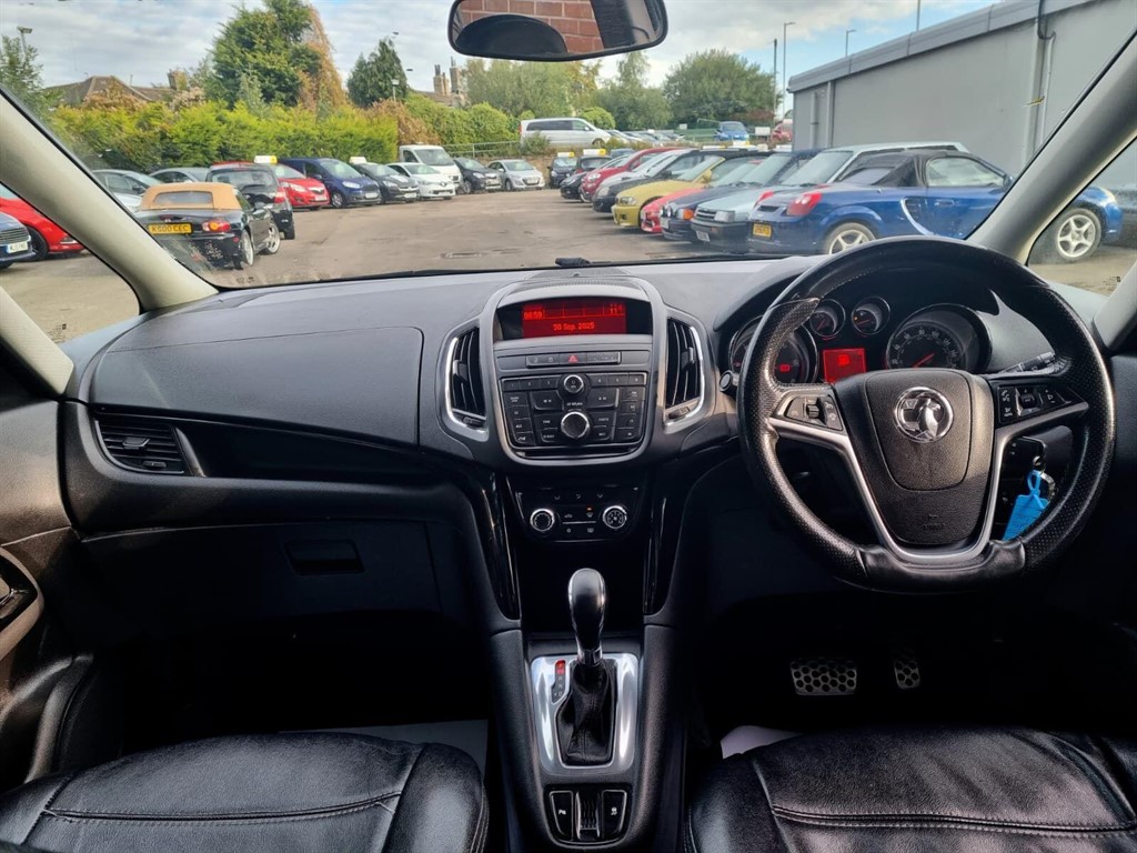 Used Vauxhall Zafira 2015 for sale - 76344229: Photo 9