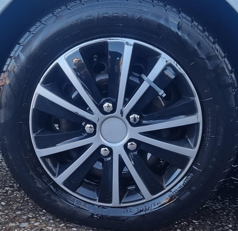 Used Hyundai i10 2014 for sale - 76788577: Photo 14