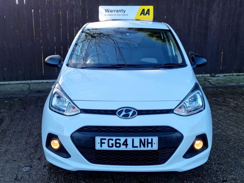 Used Hyundai i10 2014 for sale - 76788577: Photo 2