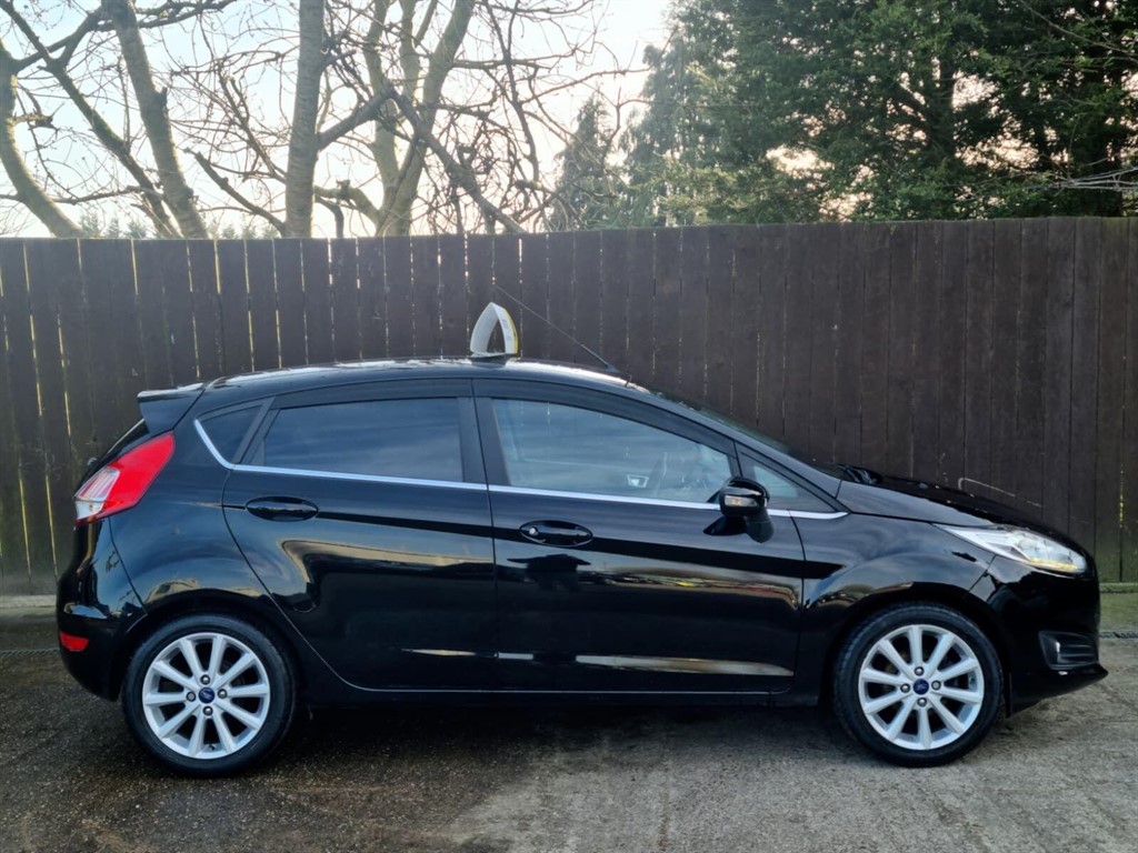 Used Ford Fiesta 2017 for sale - 77988829: Photo 7