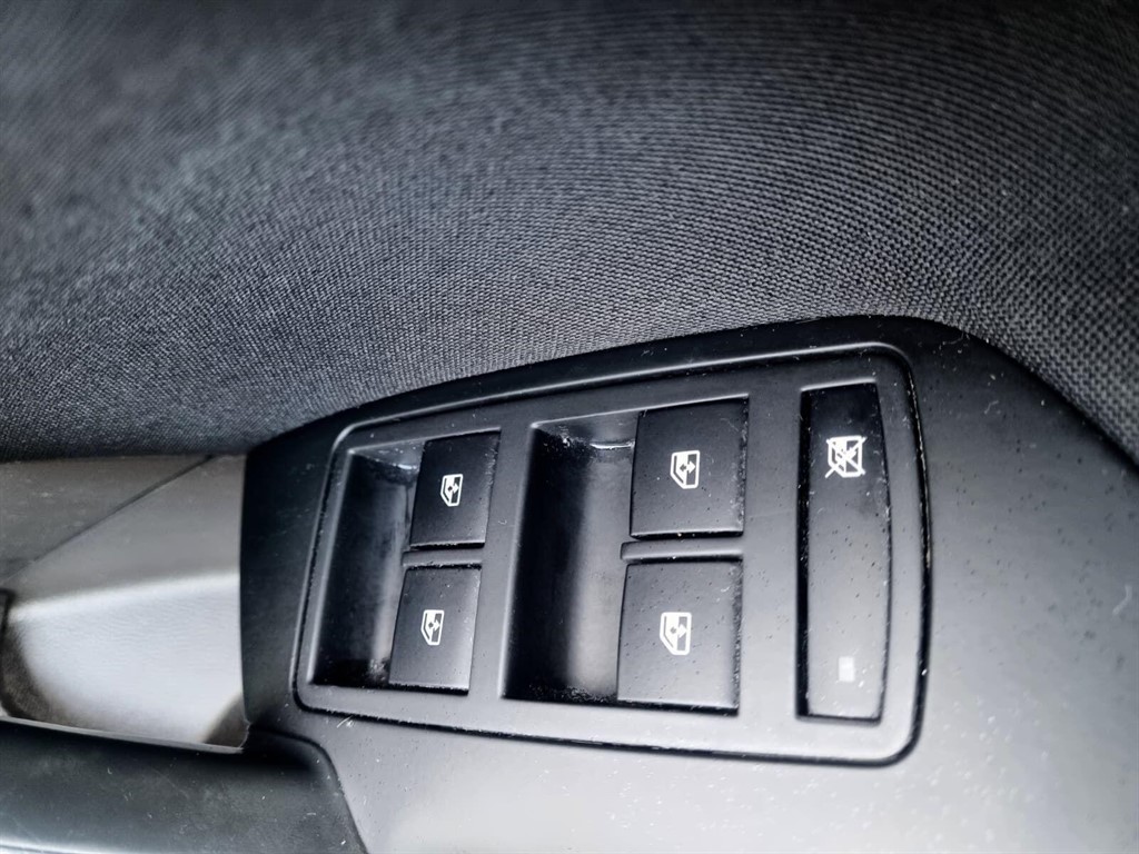 Used Vauxhall Insignia 2015 for sale - 76861979: Photo 14