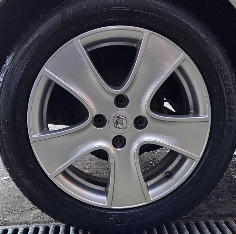 Used Renault Clio 2013 for sale - 77746337: Photo 14