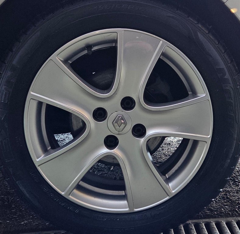 Used Renault Clio 2013 for sale - 77746337: Photo 15