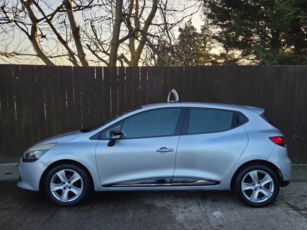 Used Renault Clio 2013 for sale - 77746337: Photo 5