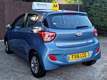 Used Hyundai i10 2016 for sale - 76131000: Photo