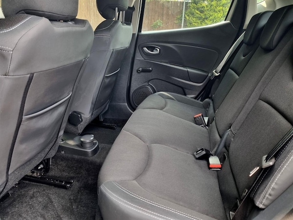Used Renault Clio 2018 for sale - 75570286: Photo 12