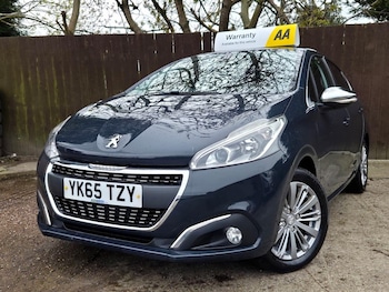 Used Peugeot 208 2015 for sale - 78247062: Photo