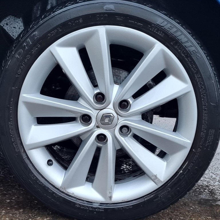 Used Renault Megane 2010 for sale - 76487684: Photo 10