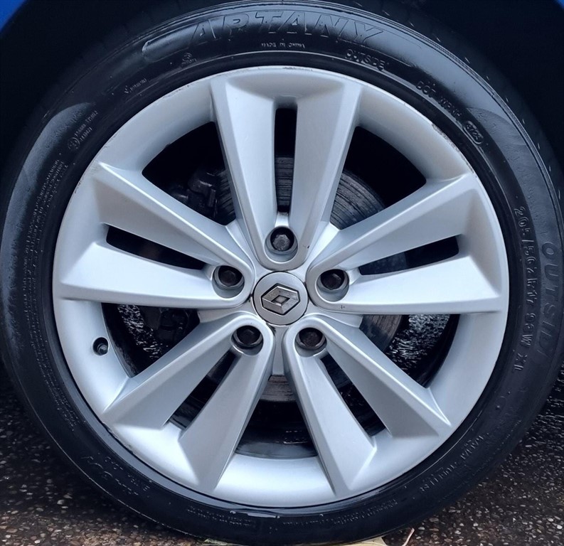 Used Renault Megane 2010 for sale - 76487684: Photo 11