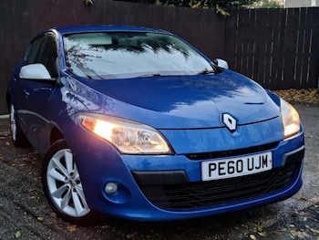 Used Renault Megane 2010 for sale - 76487684: Photo