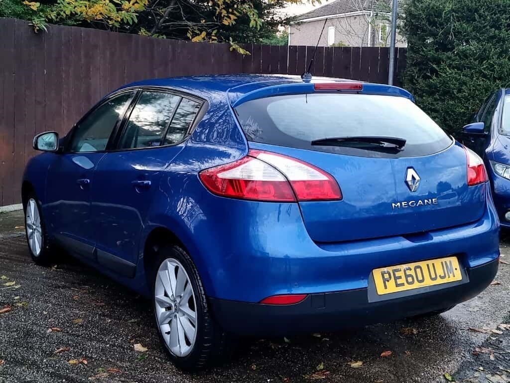 Used Renault Megane 2010 for sale - 76487684: Photo 4