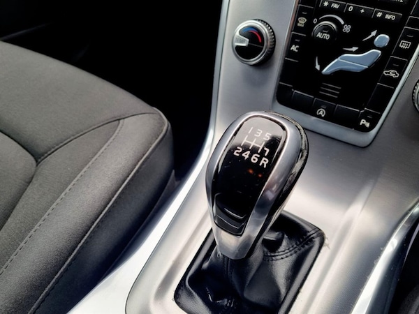Used Volvo V70 2014 for sale - 76209097: Photo 8
