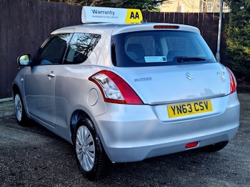 Used Suzuki Swift 2013 for sale - 76704668: Photo