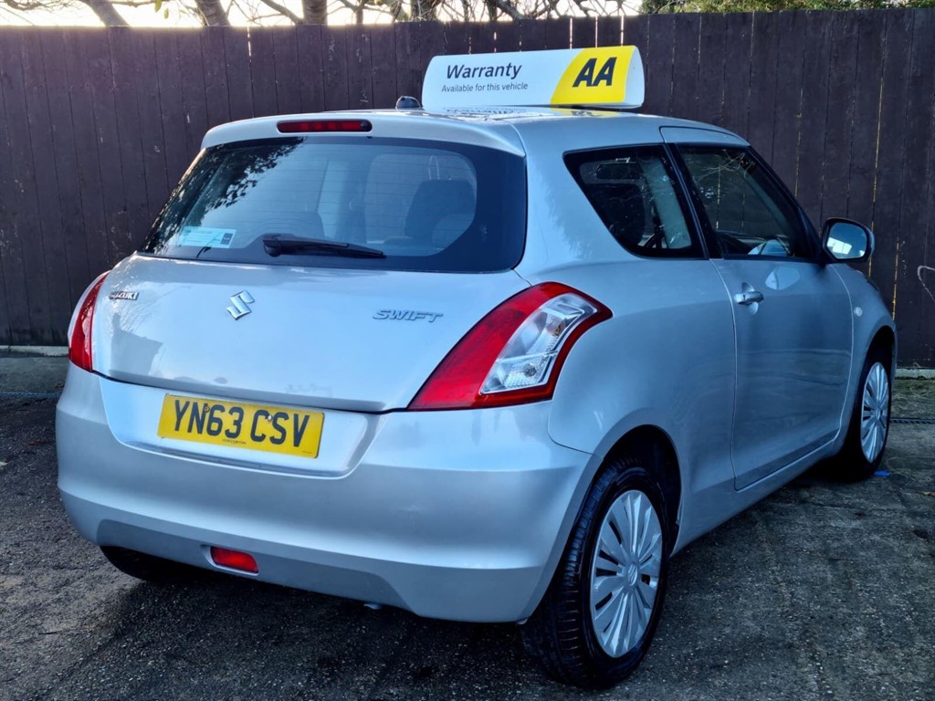 Used Suzuki Swift 2013 for sale - 76704668: Photo 8