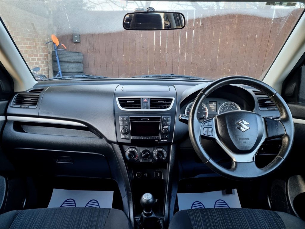 Used Suzuki Swift 2013 for sale - 76704668: Photo 9