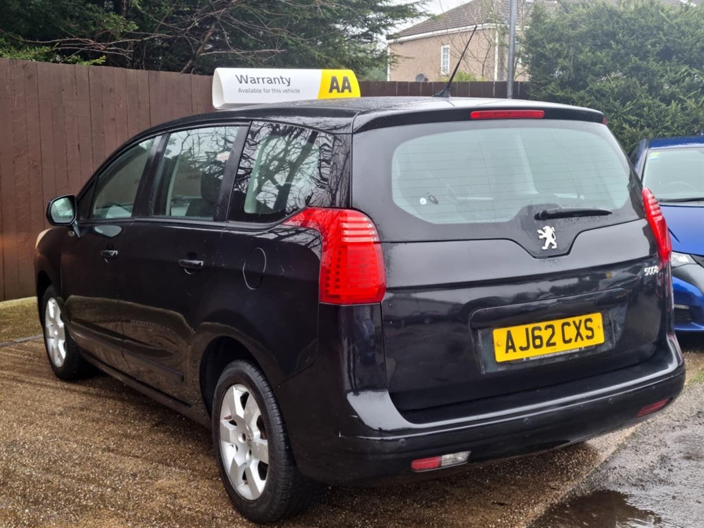 Used Peugeot 5008 2013 for sale - 77545500: Photo 4