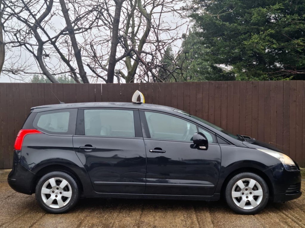 Used Peugeot 5008 2013 for sale - 77545500: Photo 7