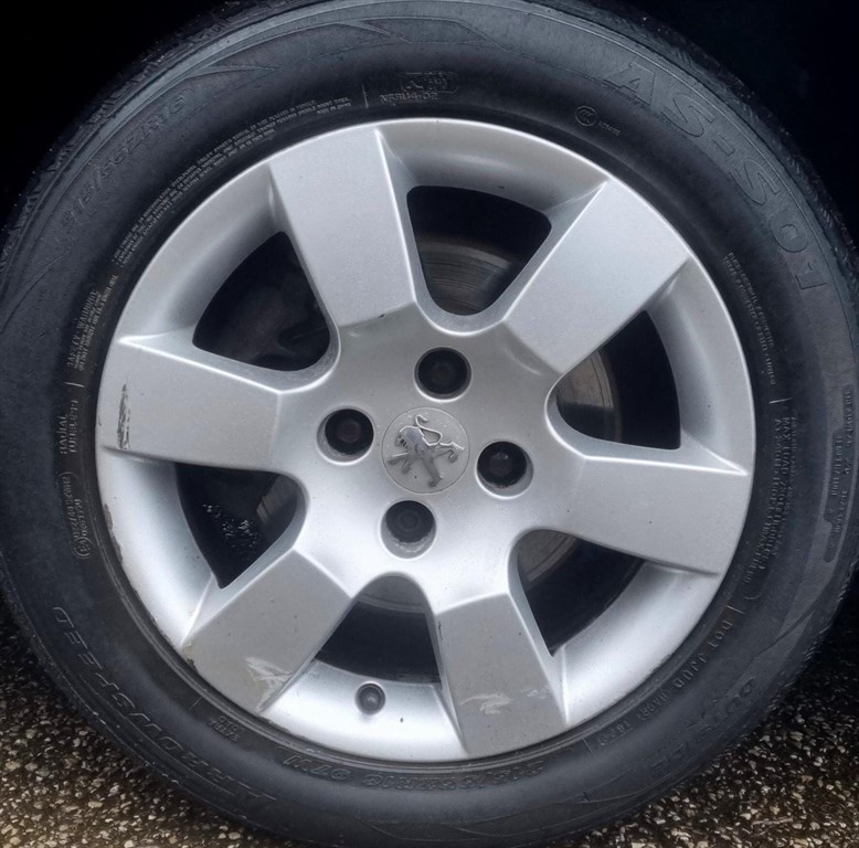 Used Peugeot 5008 2013 for sale - 77545500: Photo 9