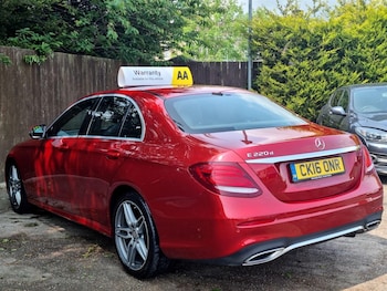 Used Mercedes-Benz E Class 2016 for sale - 76362000: Photo