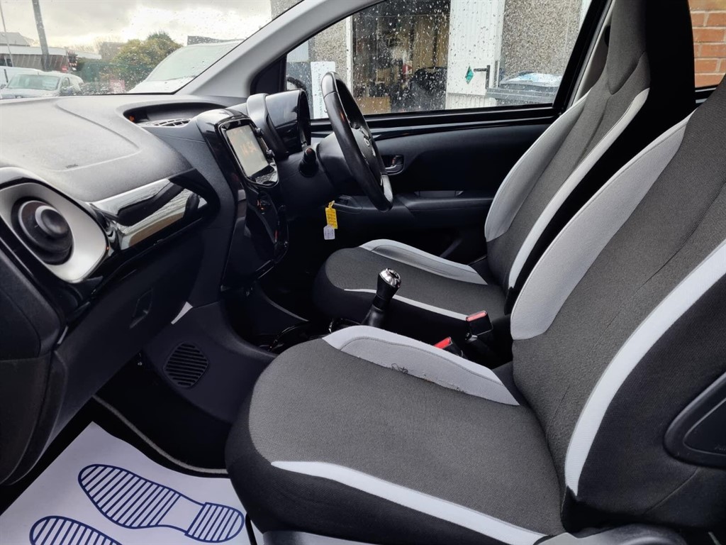 Used Toyota AYGO 2014 for sale - 77198550: Photo 21