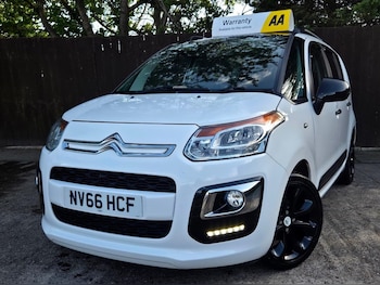 Used Citroen C3 Picasso 2017 for sale - 78568750: Photo