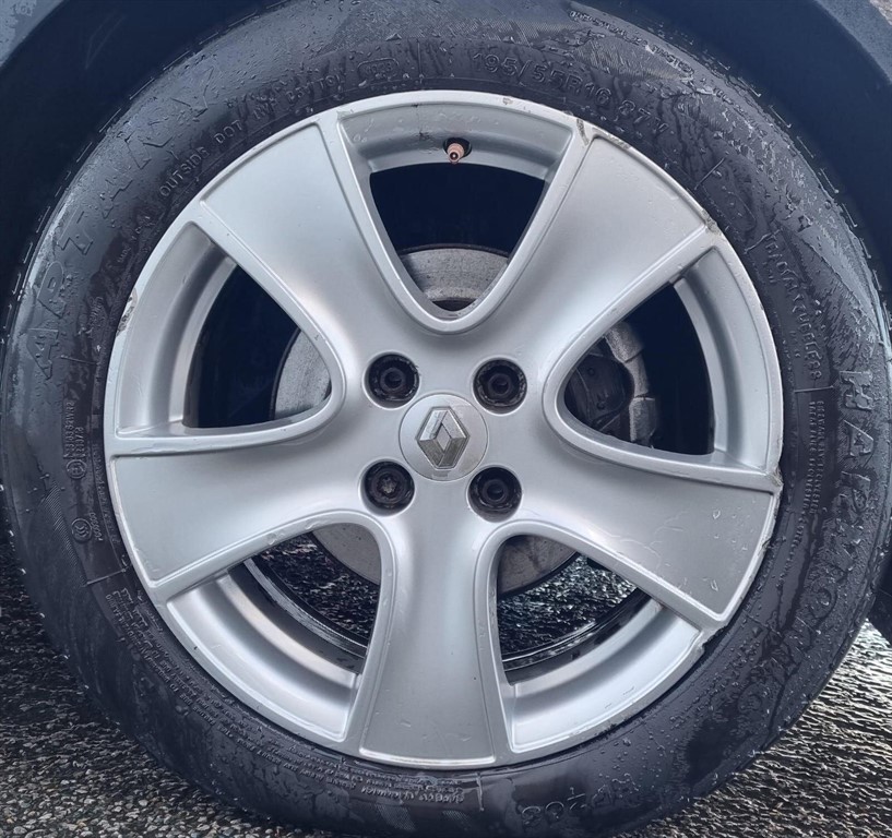 Used Renault Clio 2015 for sale - 76615919: Photo 13