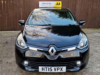 Used Renault Clio 2015 for sale - 76615919: Photo
