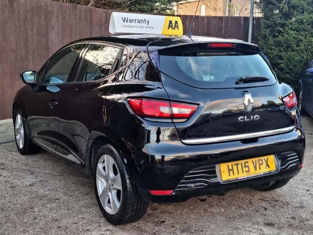 Used Renault Clio 2015 for sale - 76615919: Photo 3