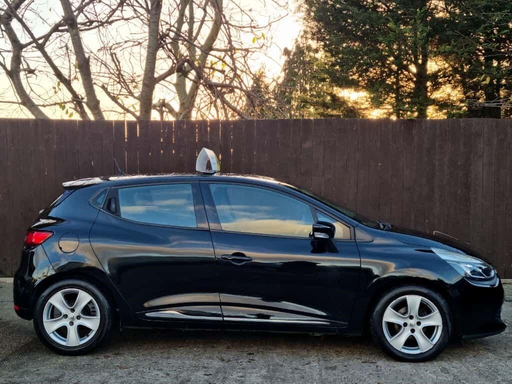 Used Renault Clio 2015 for sale - 76615919: Photo 6