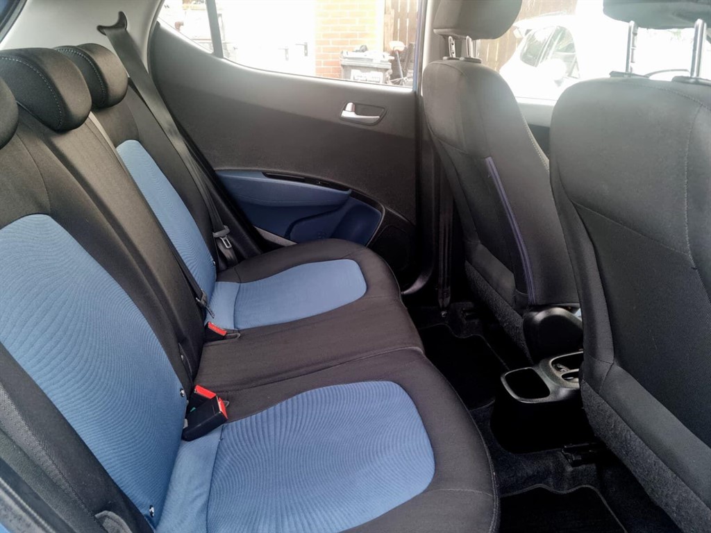 Used Hyundai i10 2015 for sale - 77988821: Photo 24