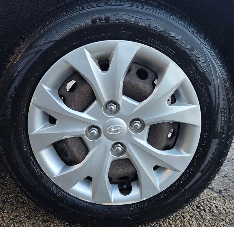 Used Hyundai i10 2015 for sale - 77763102: Photo 13