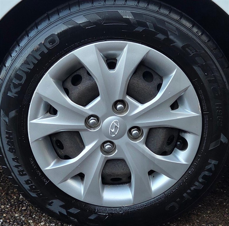 Used Hyundai i10 2015 for sale - 77763102: Photo 15