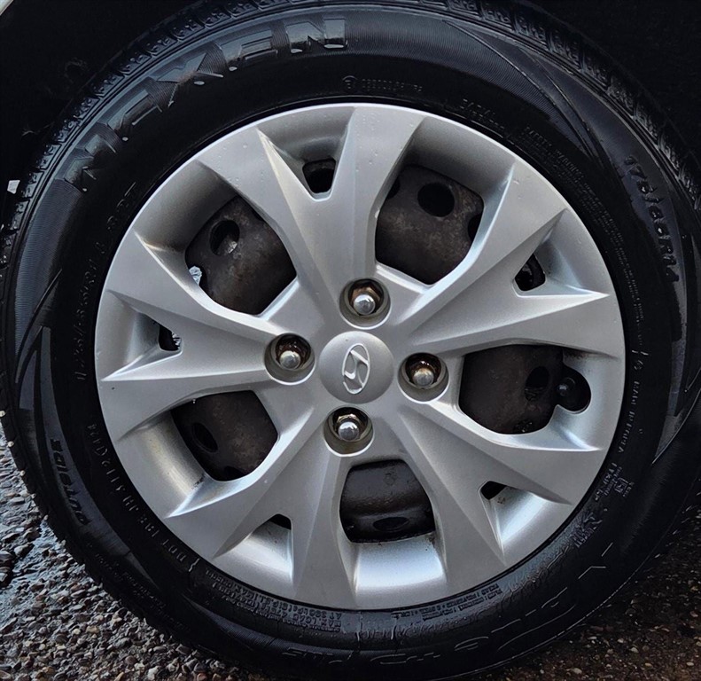 Used Hyundai i10 2015 for sale - 77763102: Photo 16